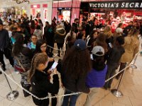 Shoppers queue up in front of Victoria's Secret at the Dartmouth Mall in Dartmouth, MA on Black Friday November 25, 2016.  PETER PEREIRA/THE STANDARD-TIMES/SCMG : shopping, shop, black friday, madness, economy, holiday, season