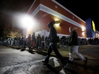 Shoppers wait for doors to open on Black Friday at Best Buy in Dartmouth, MA on November 25, 2016.  PETER PEREIRA/THE STANDARD-TIMES/SCMG : shopping, shop, black friday, madness, economy, holiday, season