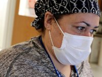 Lynn Wodlief, RN works at her station in the ICU at Tobey Hospital in Wareham.  PHOTO PETER PEREIRA